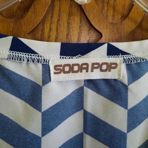 3/$15 Soda Pop Herringbone Printed Tank Blouse - Navy, Size XS - Picture 11 of 15